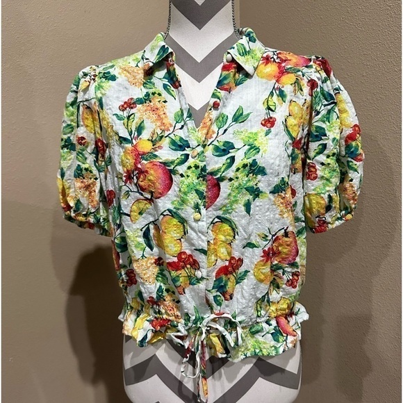 LAUREN CONRAD Cropped Fruit Top with drawstring - Picture 2 of 7